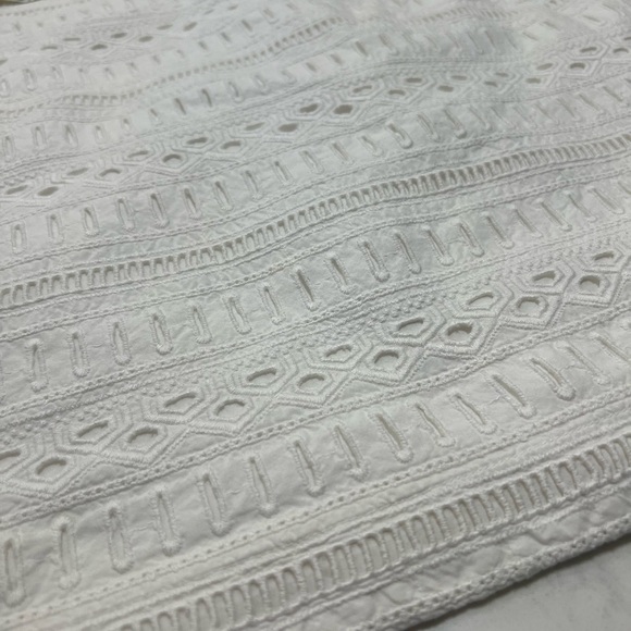 GAP Elegant White Eyelet A-Line Skirt - Picture 5 of 14